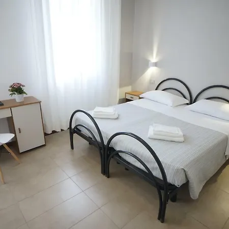 Hotel Mon Pays 3*