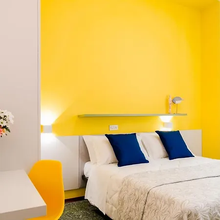 Отель Mon Pays 3*