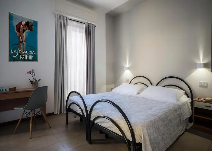 Mon Pays Hotel Rímini