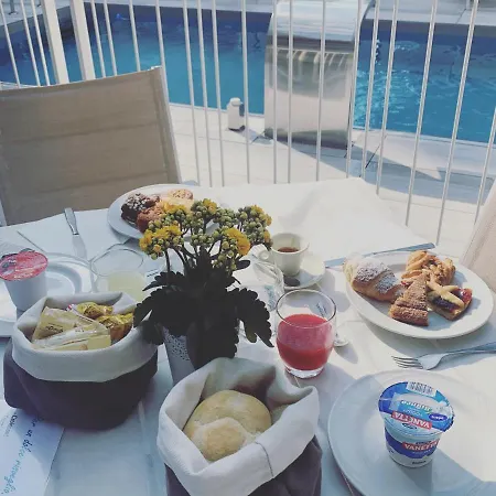 Mon Pays Ξενοδοχείο 3*