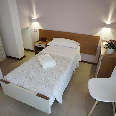 Ξενοδοχείο Mon Pays 3*