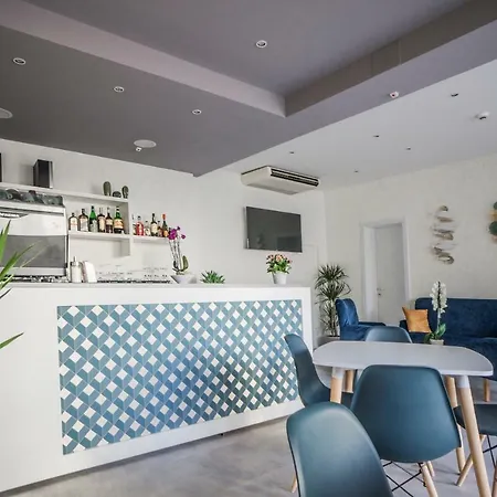 Ξενοδοχείο Mon Pays 3*